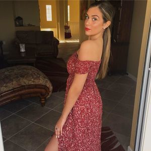 Meet your Posher, Ava